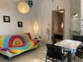 /album/galerie-de-photos-galerie-photos/bas-canape%cc%81-%2c-table-et-vue-vers-chambre-2-img-8098-jpeg/